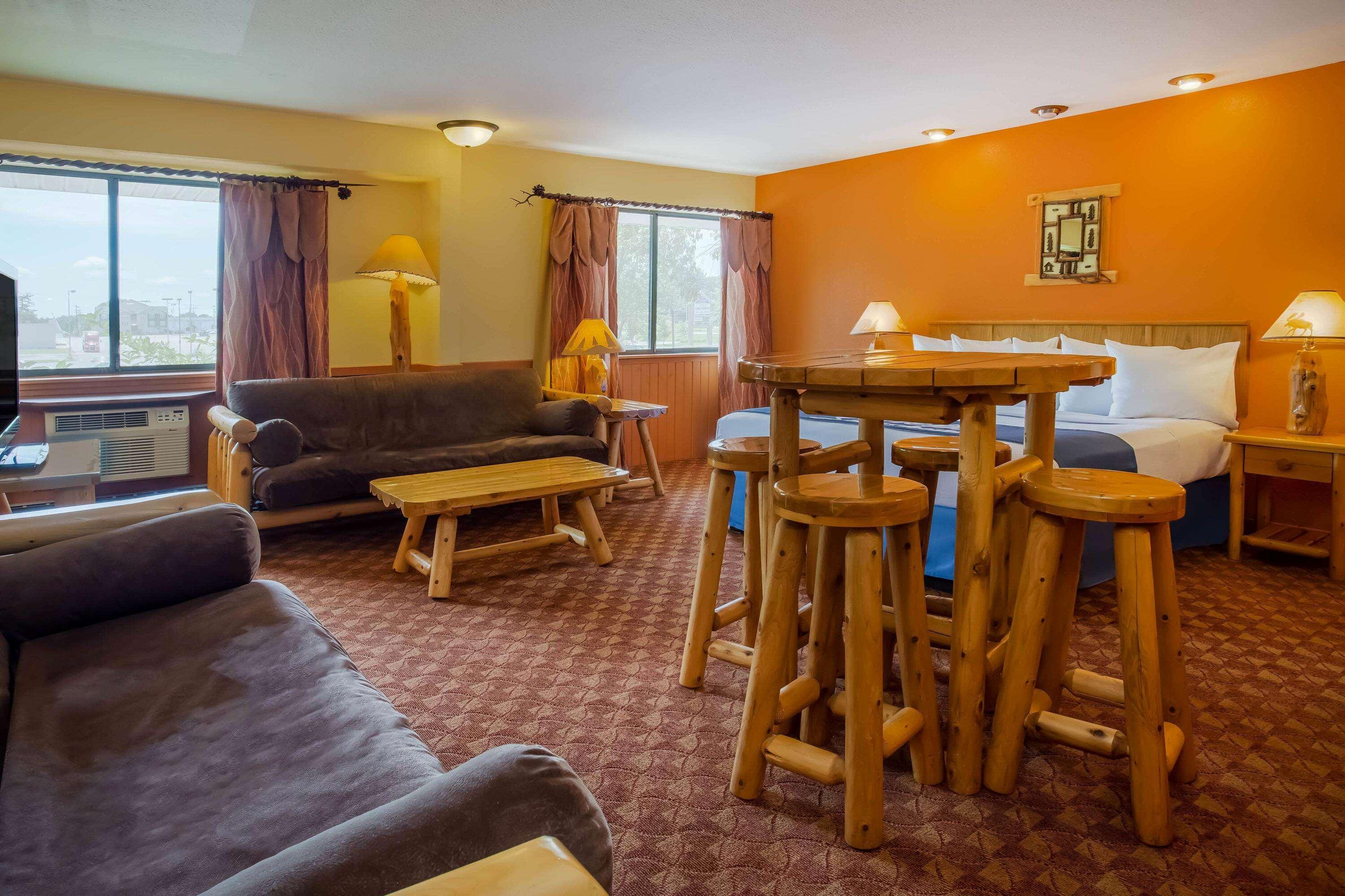 Days Inn & Suites By Wyndham Stevens Point Extérieur photo